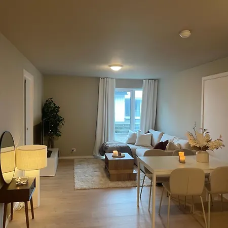 In A Single Dwelling With 2 Bedrooms * Kristiansand