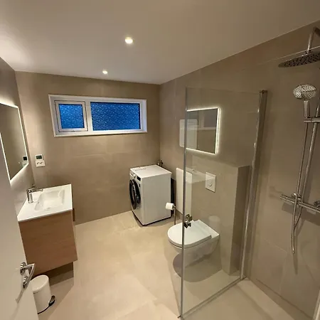 In With Two Bedrooms קריסטיאנסאנד